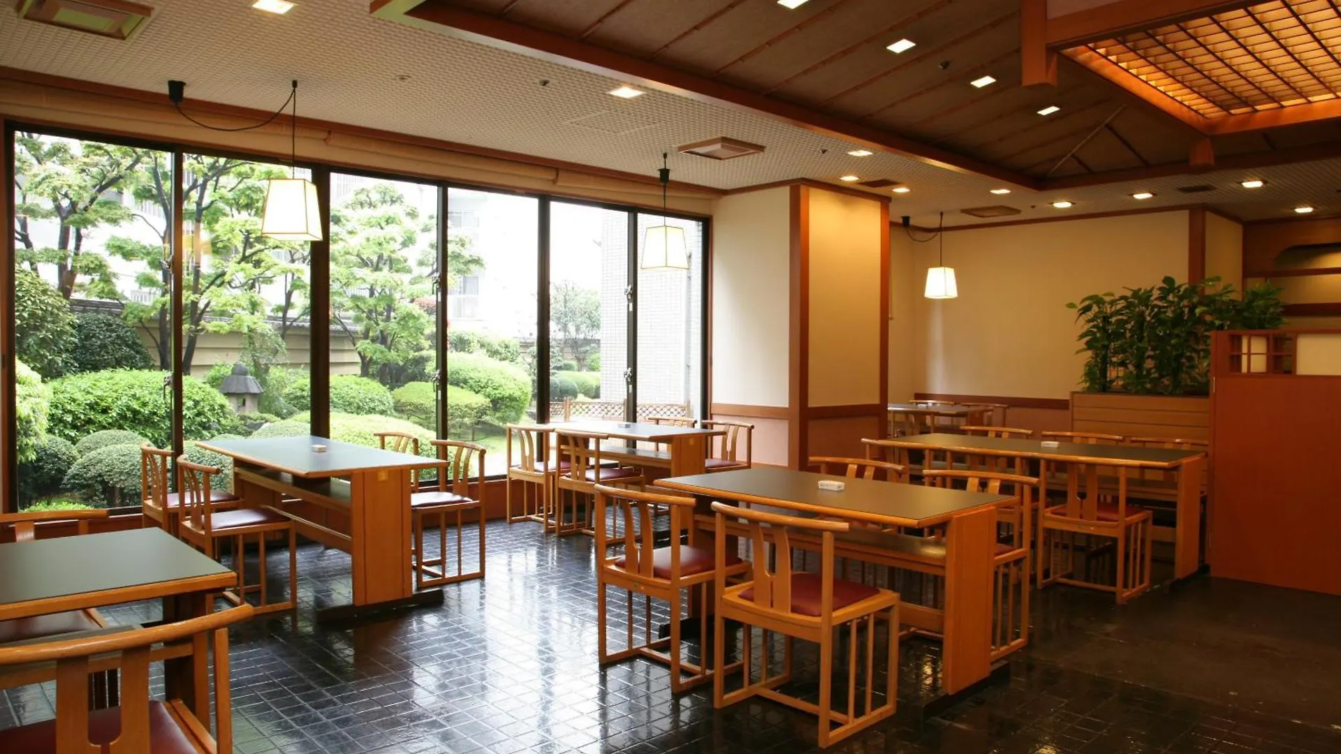 Osaka Garden Palace 4*,  Japonia